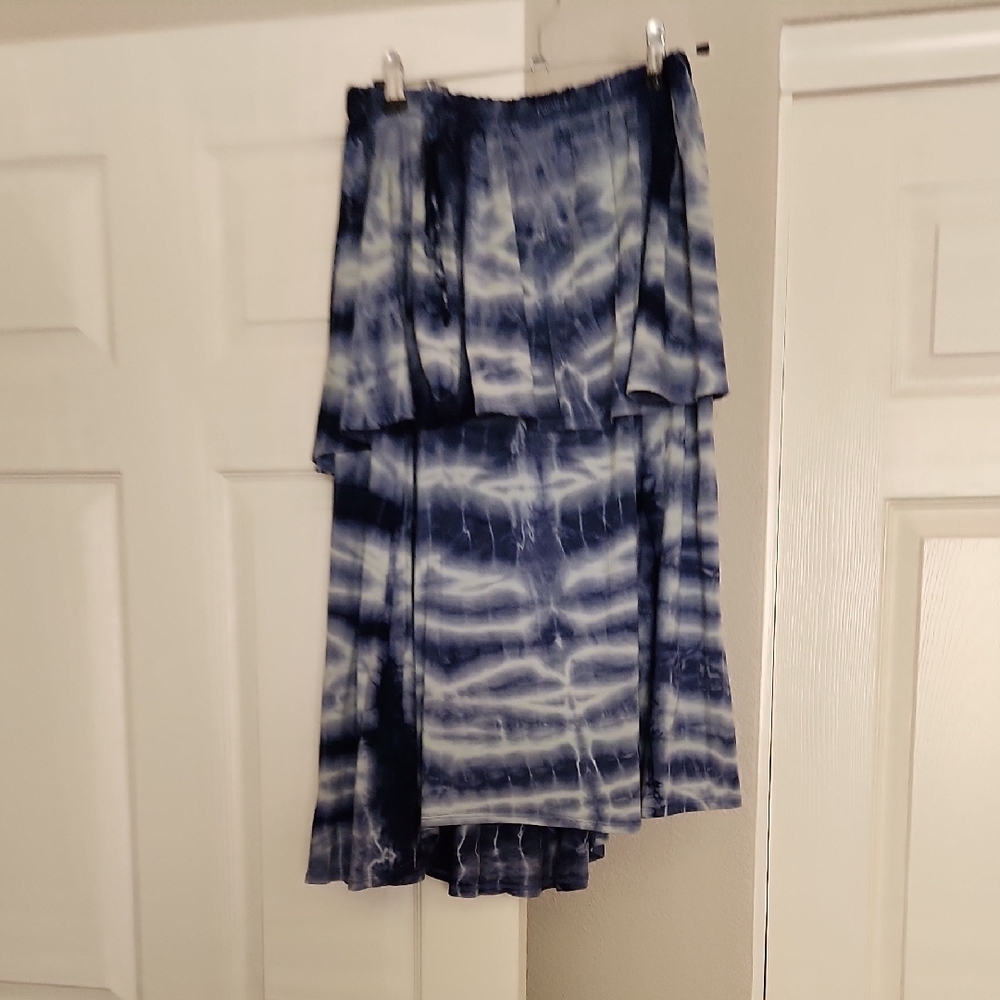 Go Coture Tiered Midi Skirt